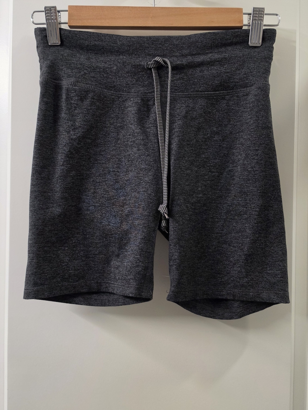 Women's Charcoal Drawstring Rabbit Leggy Shorts - 5"